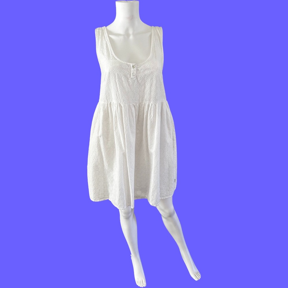 White mini eyelet, Summer baby doll style dress, size, medium cotton